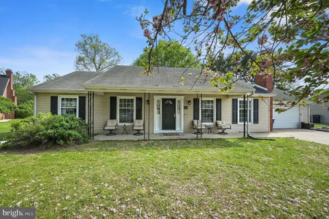 30 Tina Drive, Dover, DE MLS: DEKT2037044