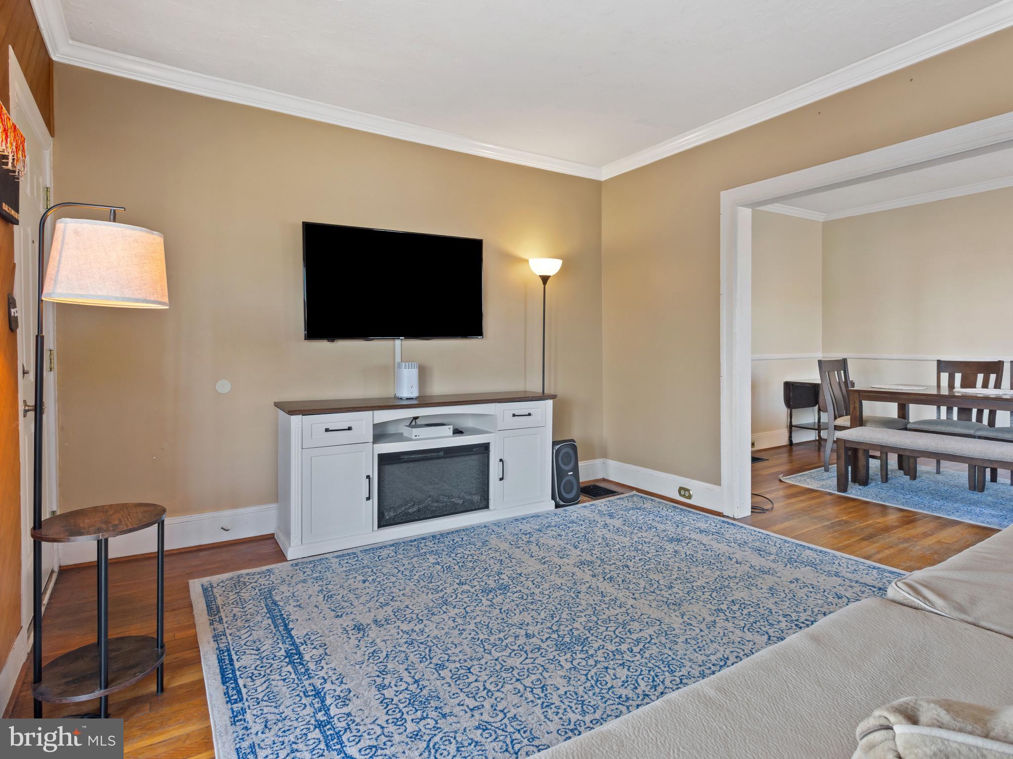 EDGEWOOD PARK - Residential