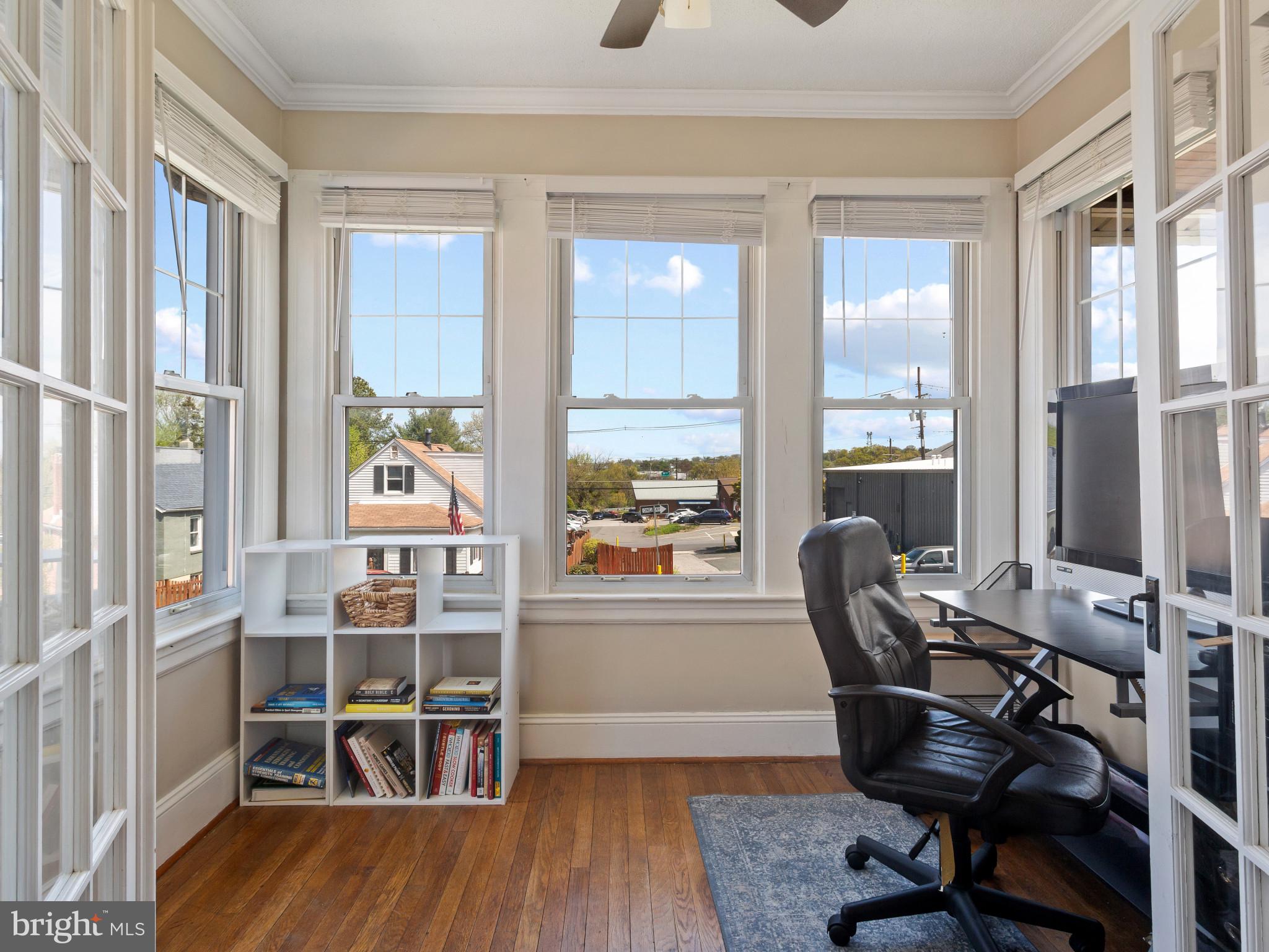 EDGEWOOD PARK - Residential