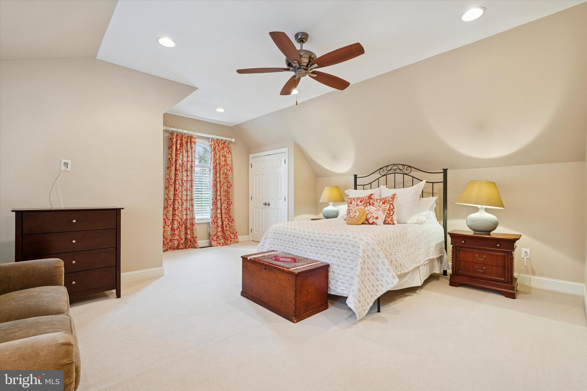 RADNOR WALK - Residential