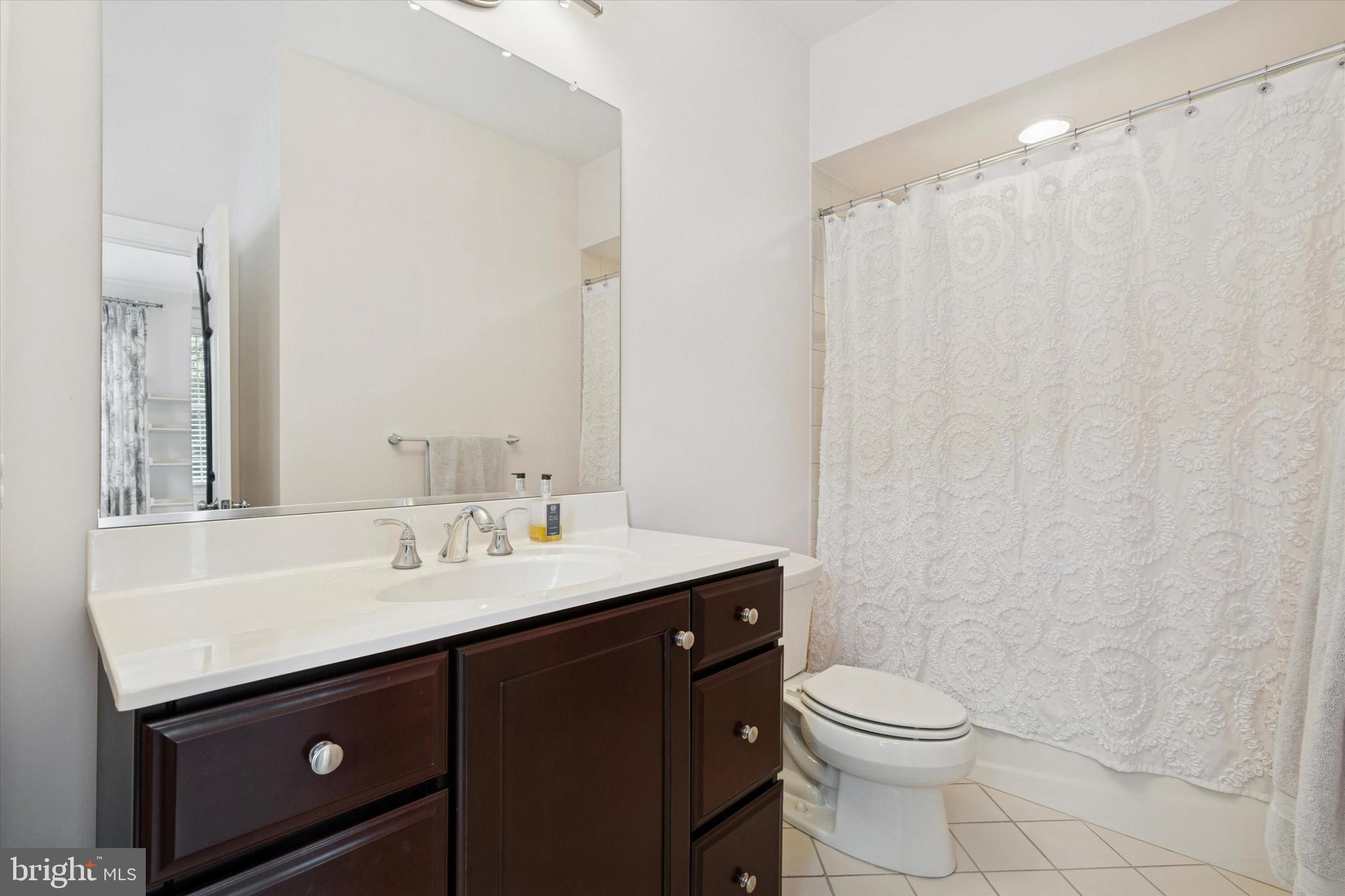 RADNOR WALK - Residential