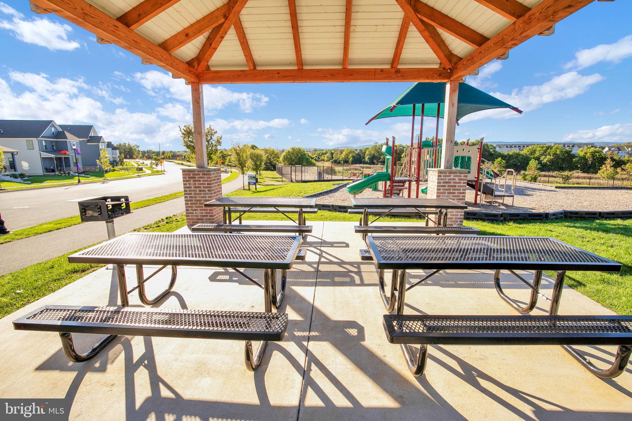 RENN QUARTER - Residential