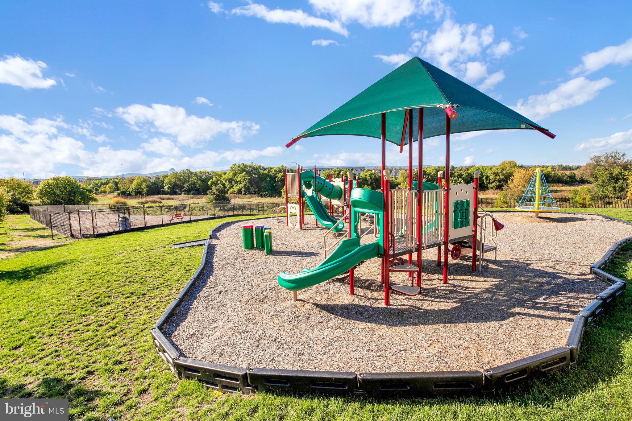 RENN QUARTER - Residential