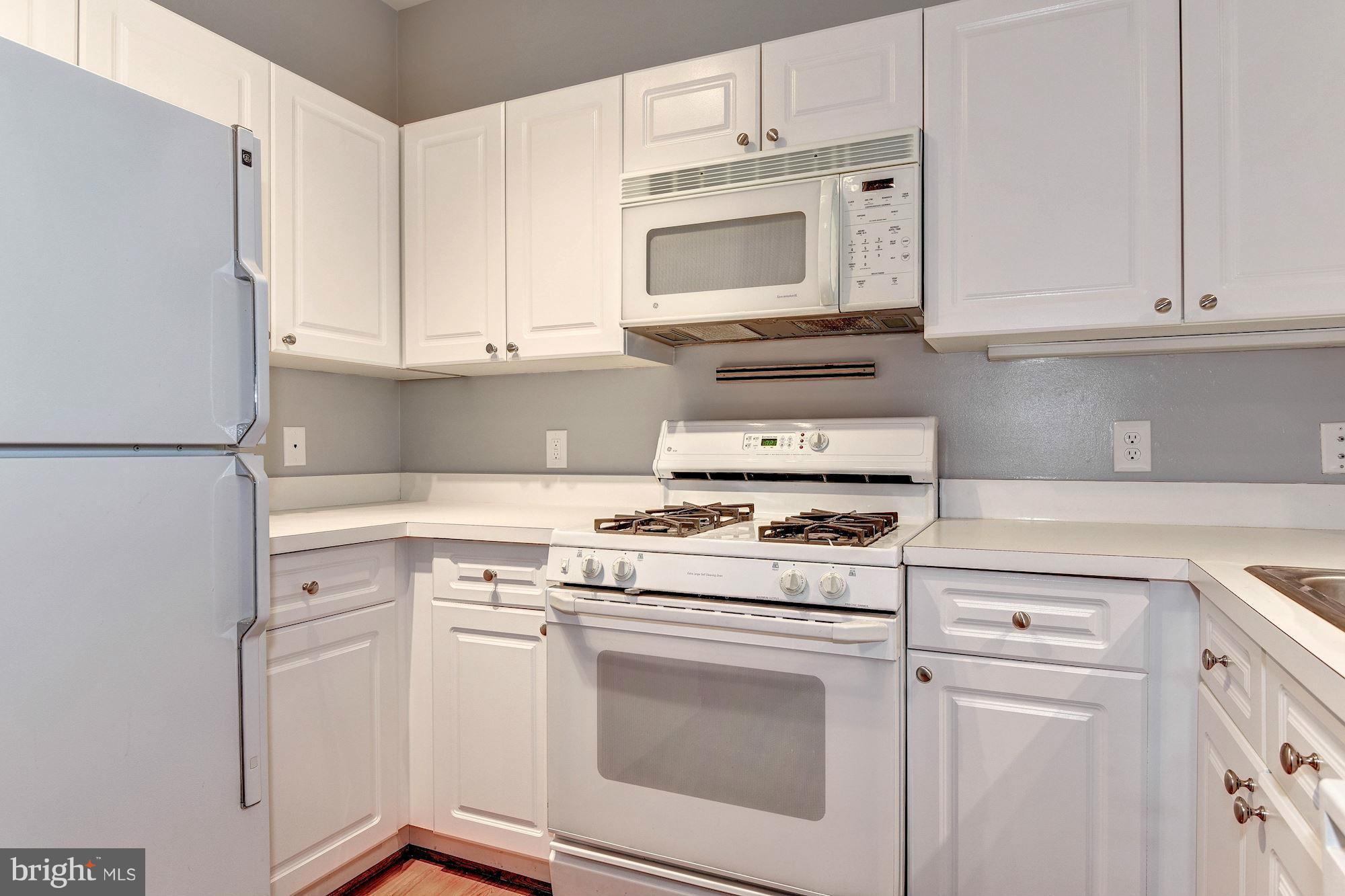 LILLIAN COURT AT TYSONS - Residential