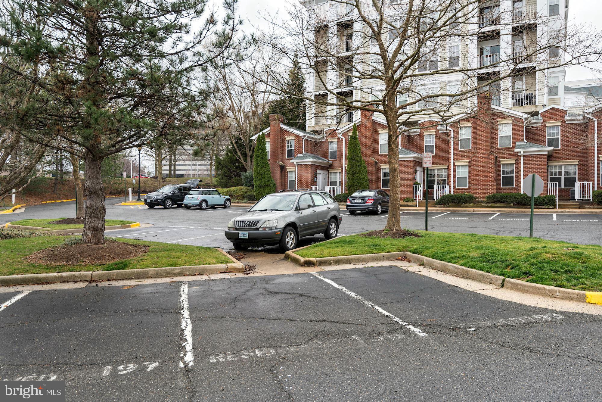 LILLIAN COURT AT TYSONS - Residential