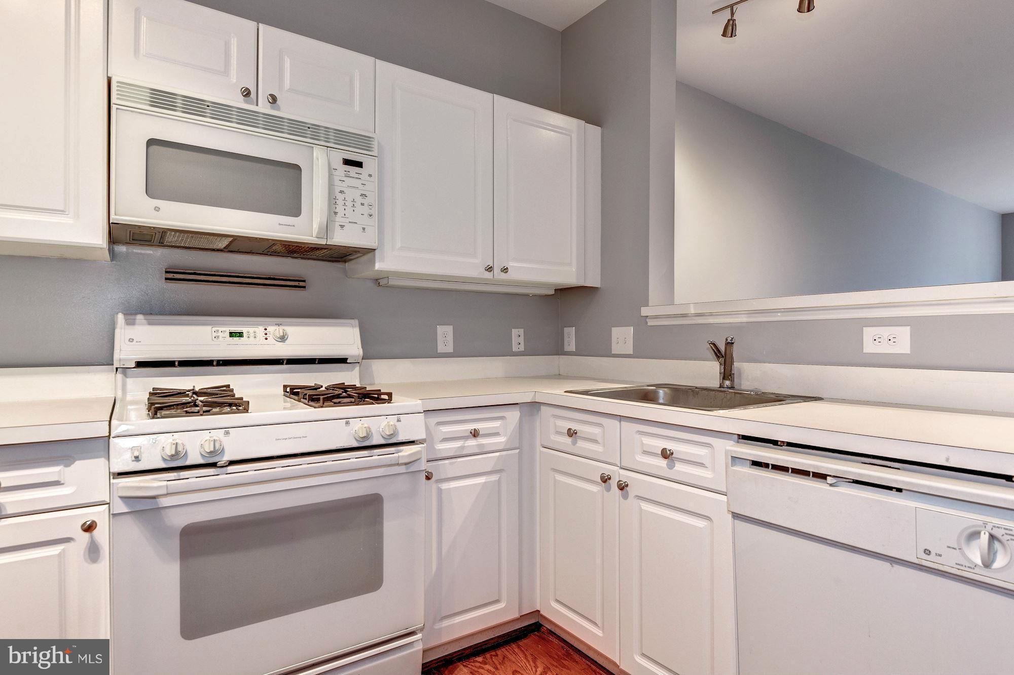 LILLIAN COURT AT TYSONS - Residential