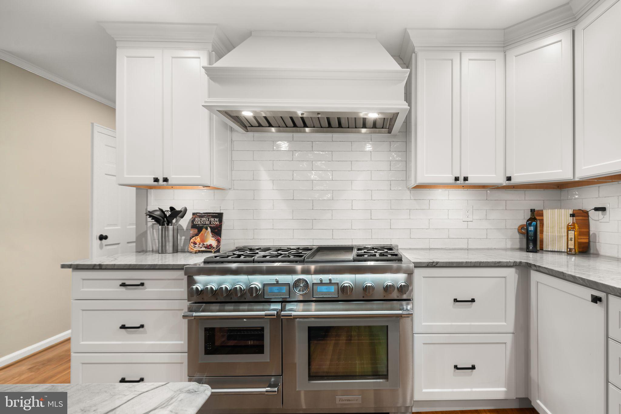 SOLEBURY FARMS EST - Residential