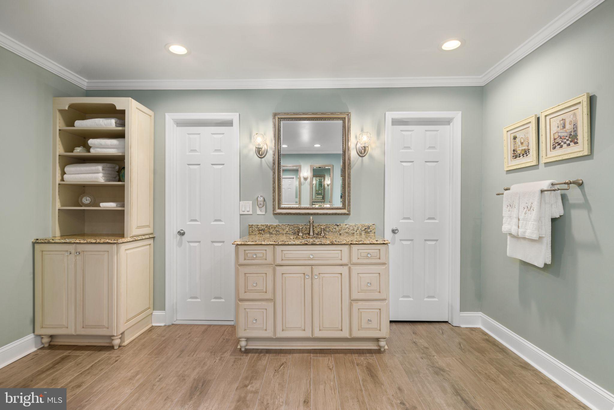 SOLEBURY FARMS EST - Residential