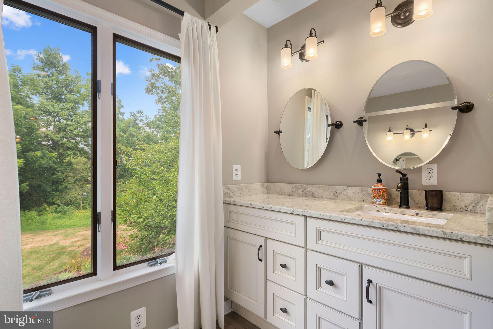 SOLEBURY FARMS EST - Residential