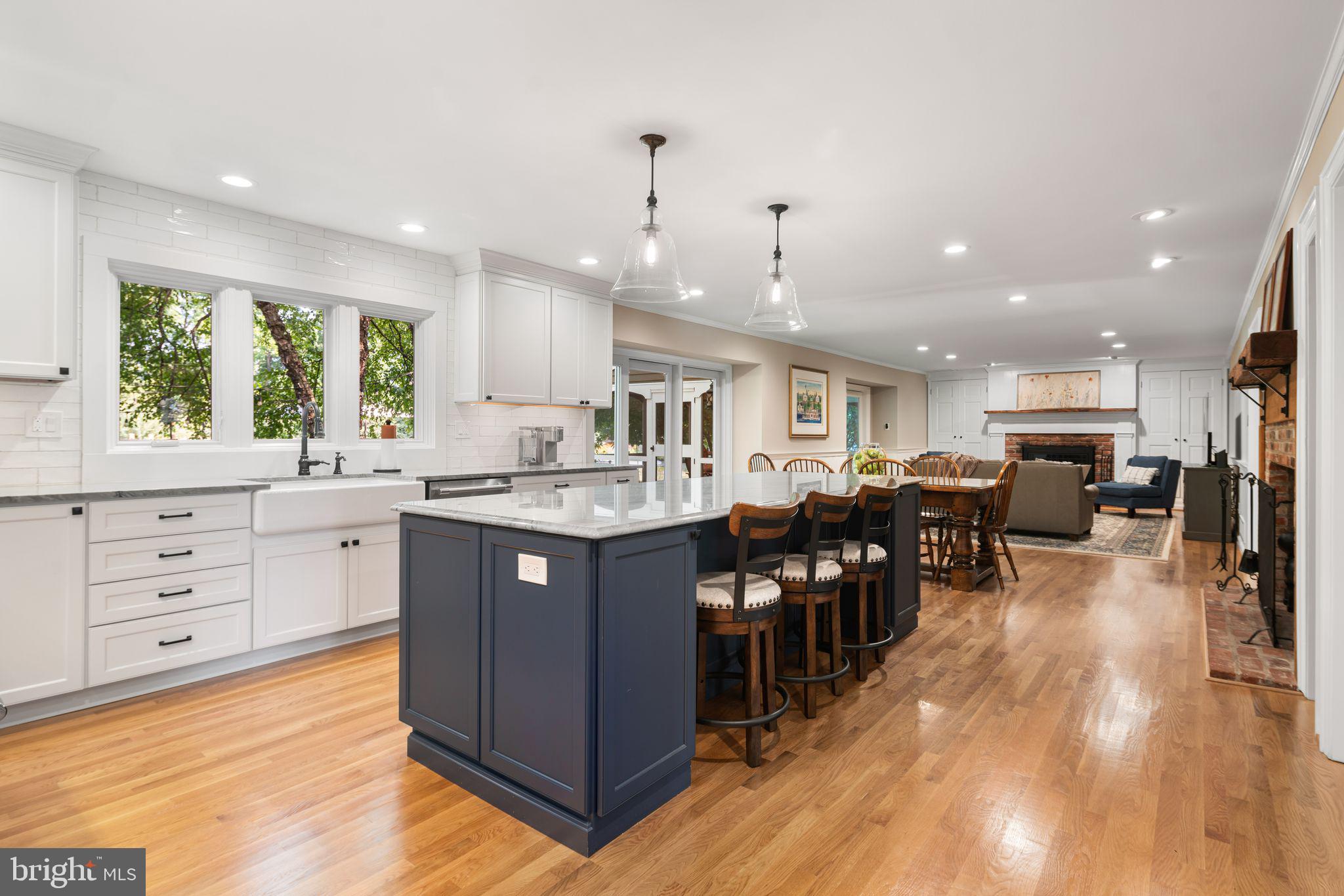 SOLEBURY FARMS EST - Residential