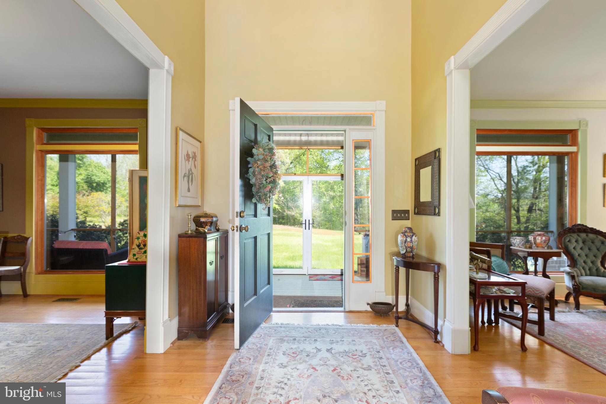 10+ ACRES - Residential