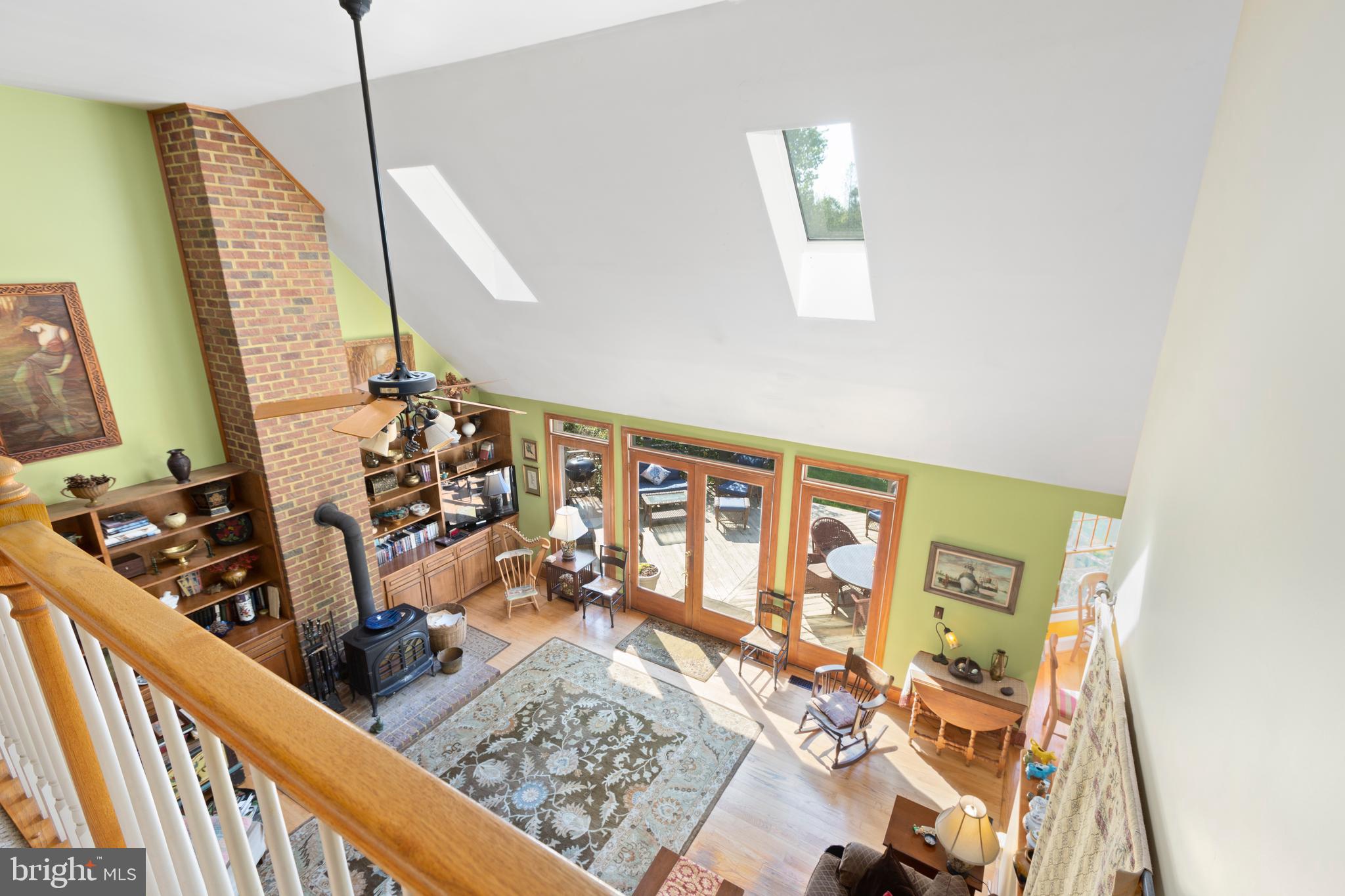 10+ ACRES - Residential