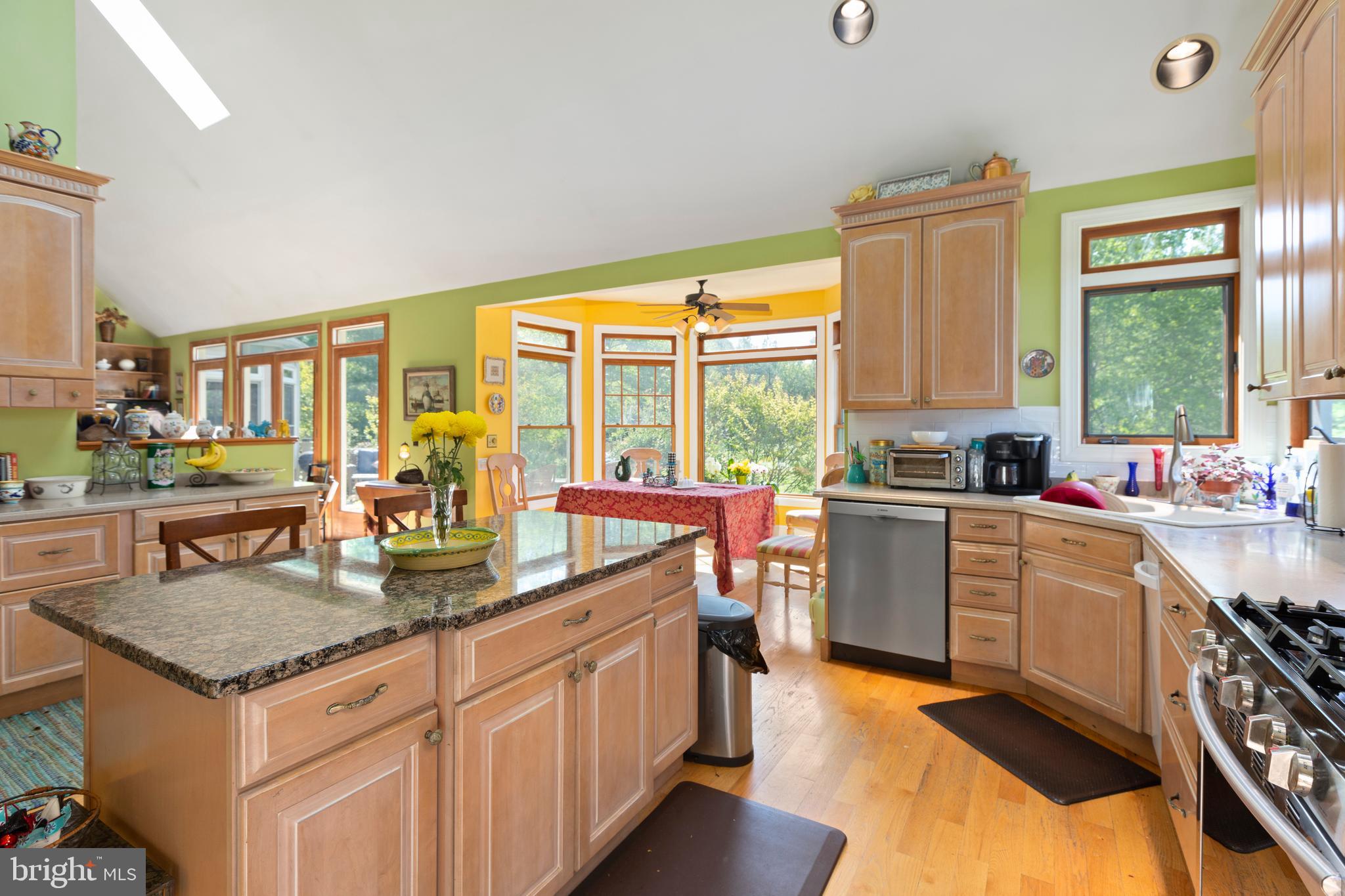 10+ ACRES - Residential