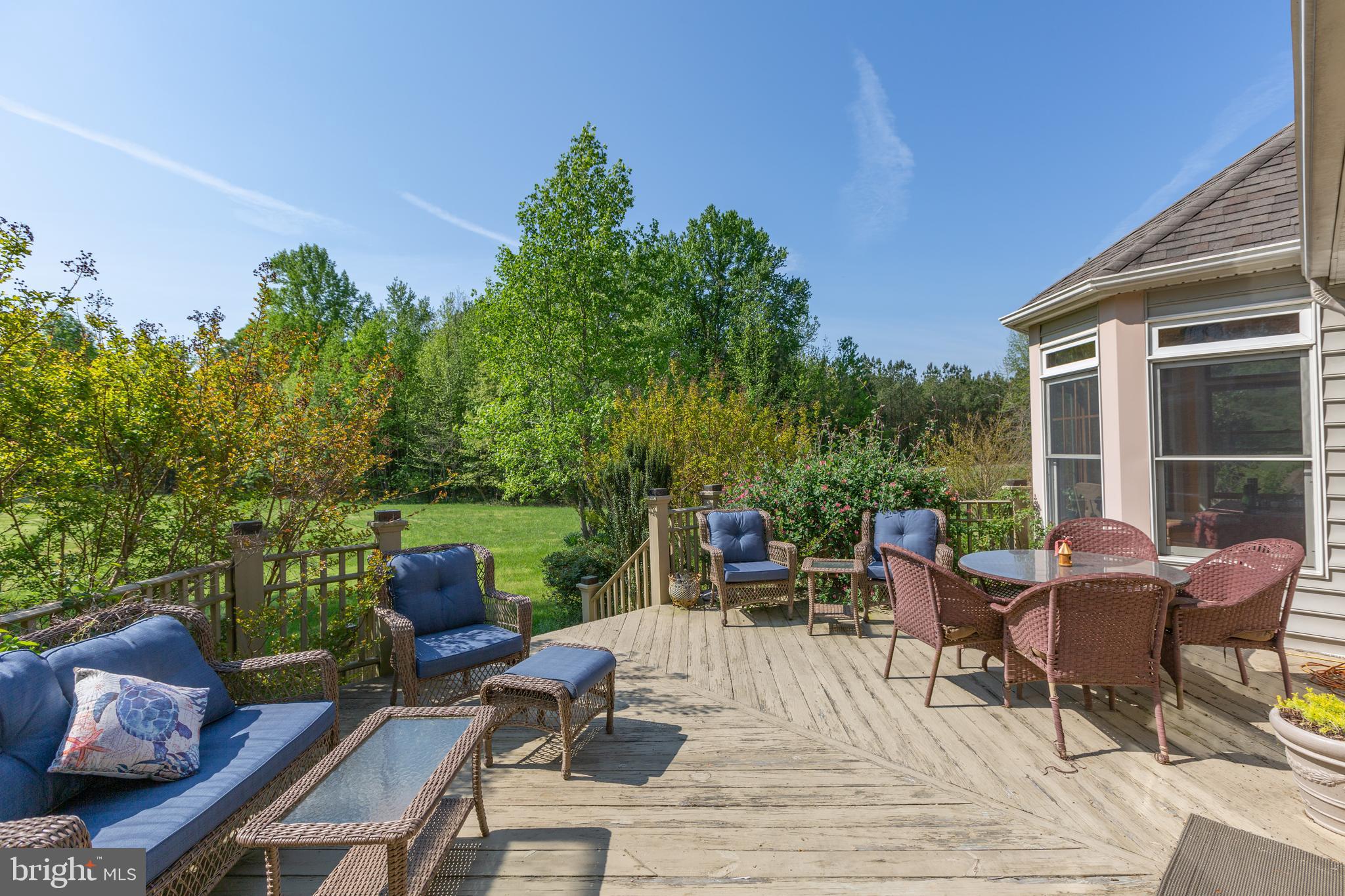 10+ ACRES - Residential