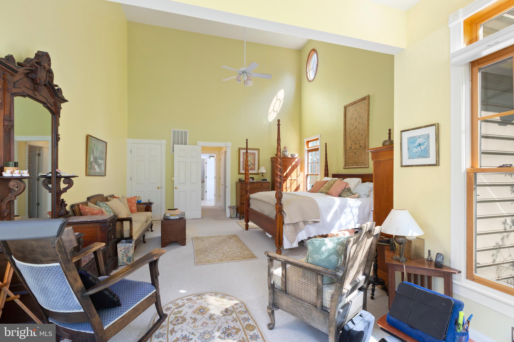 10+ ACRES - Residential