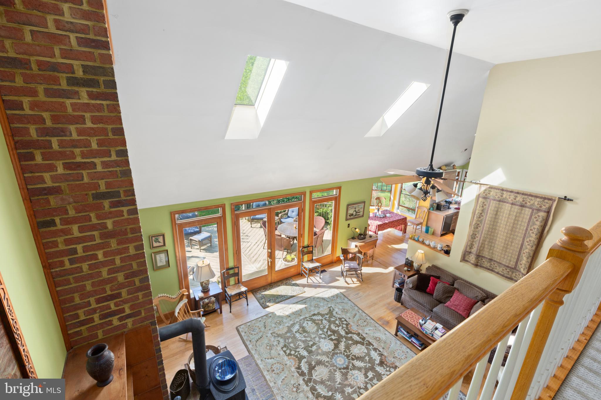 10+ ACRES - Residential