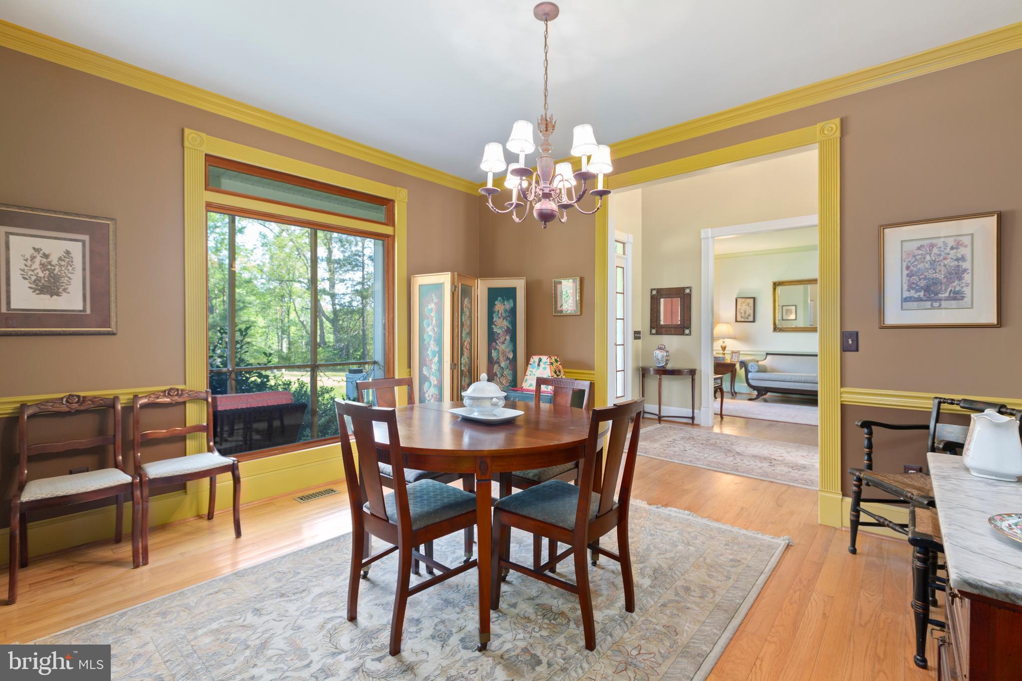 10+ ACRES - Residential