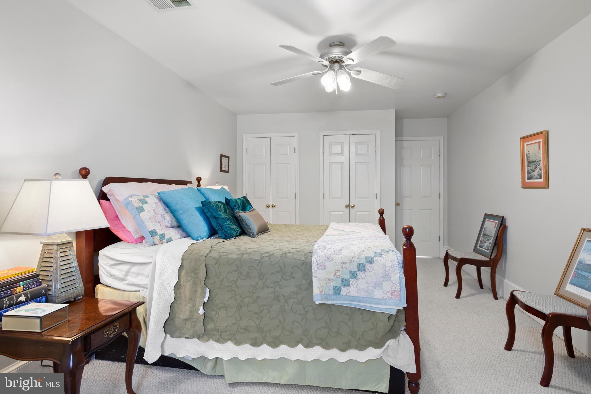 10+ ACRES - Residential