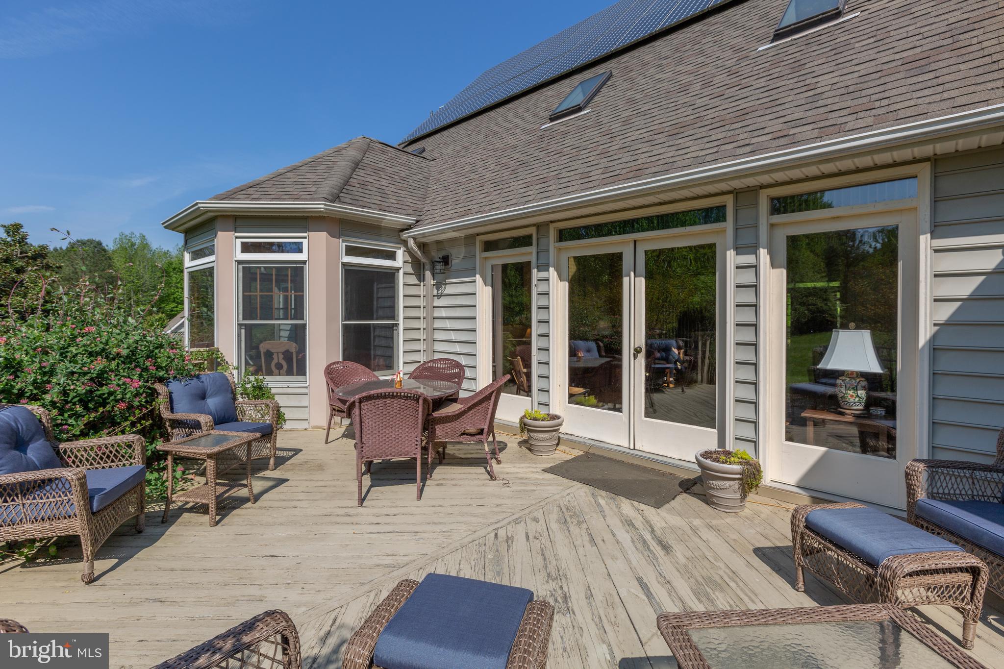 10+ ACRES - Residential