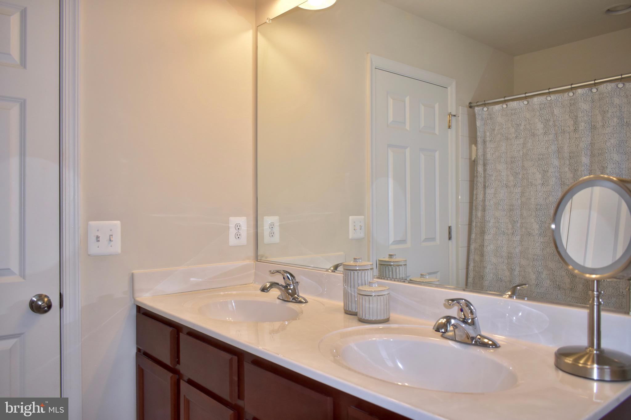 SNOWDEN BRIDGE - Residential