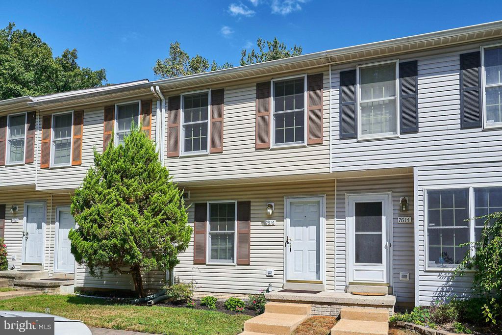 Photo of 7616 Wood Mist Lane, FALLS CHURCH, VA 22043 (MLS # VAFX2266758)