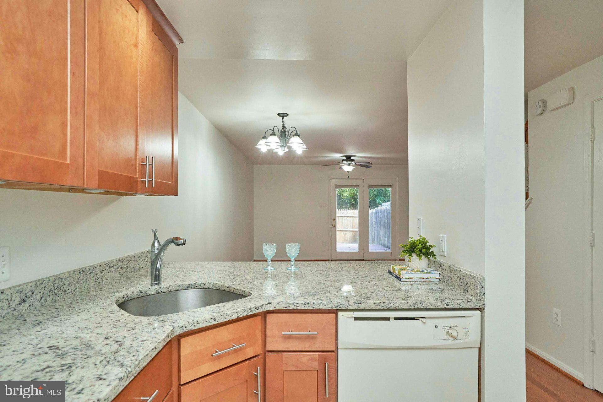 MISTY WOODS - Residential