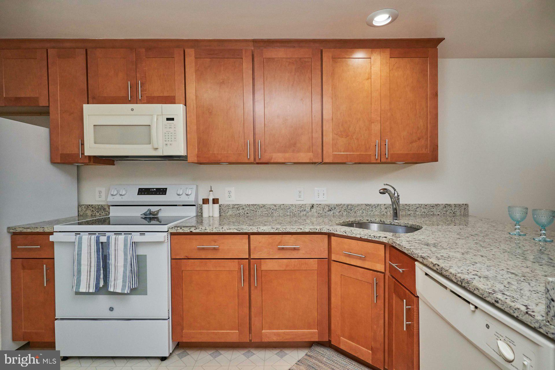 MISTY WOODS - Residential