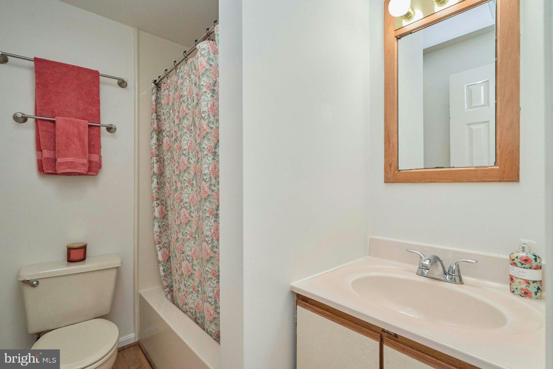 MISTY WOODS - Residential