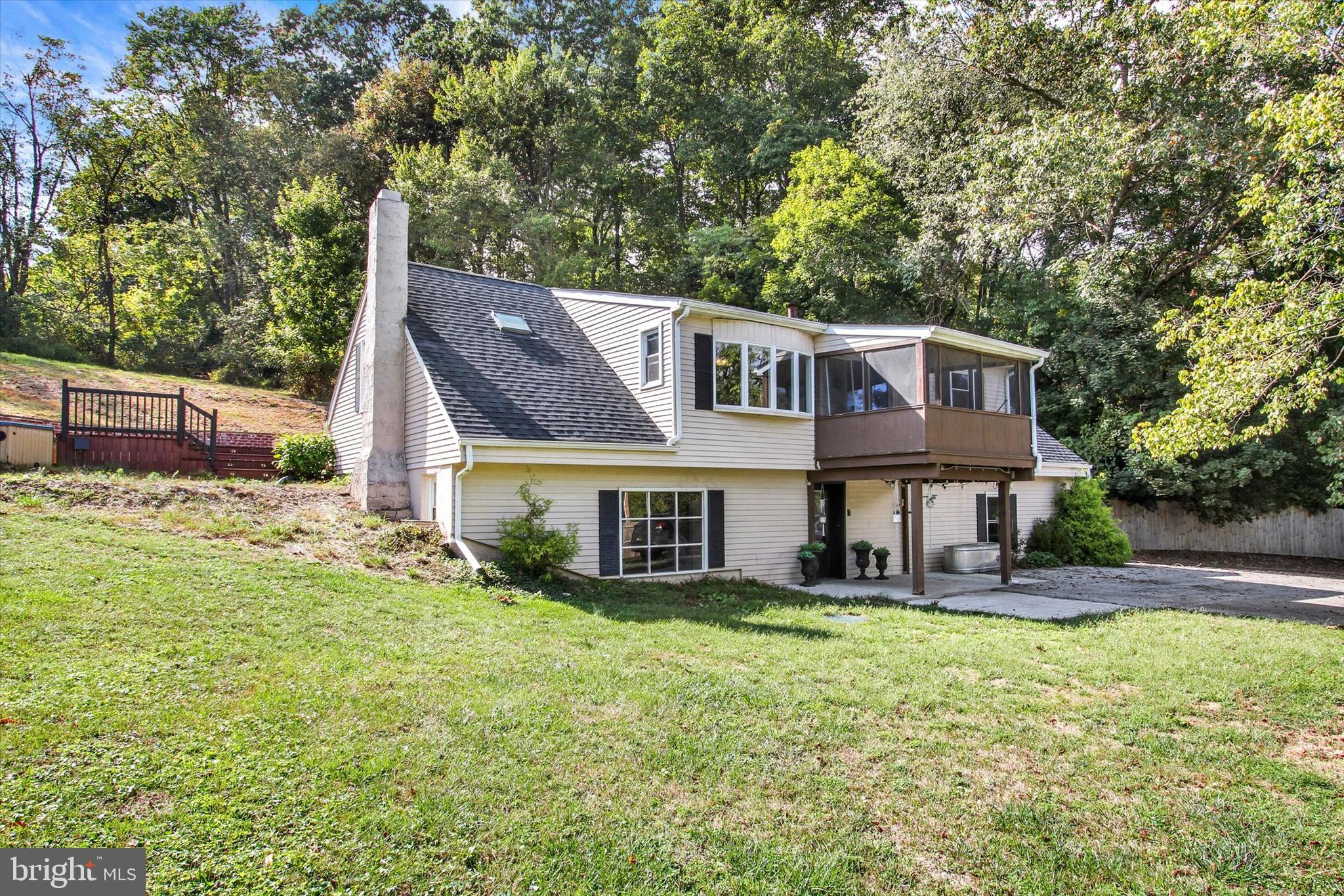 1753 BLACK ROCK ROAD