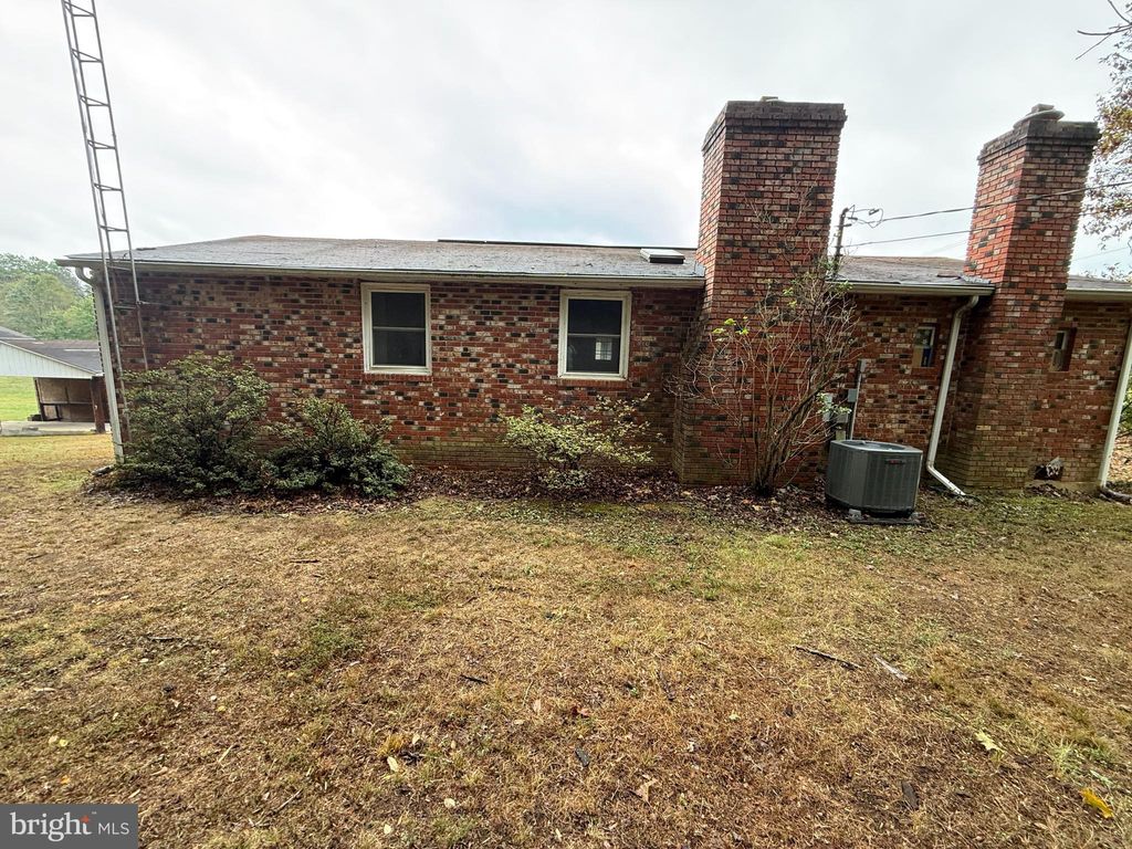 Photo of 354 Cherry Run Road, HEDGESVILLE, WV 25427 (MLS # WVBE2044974)