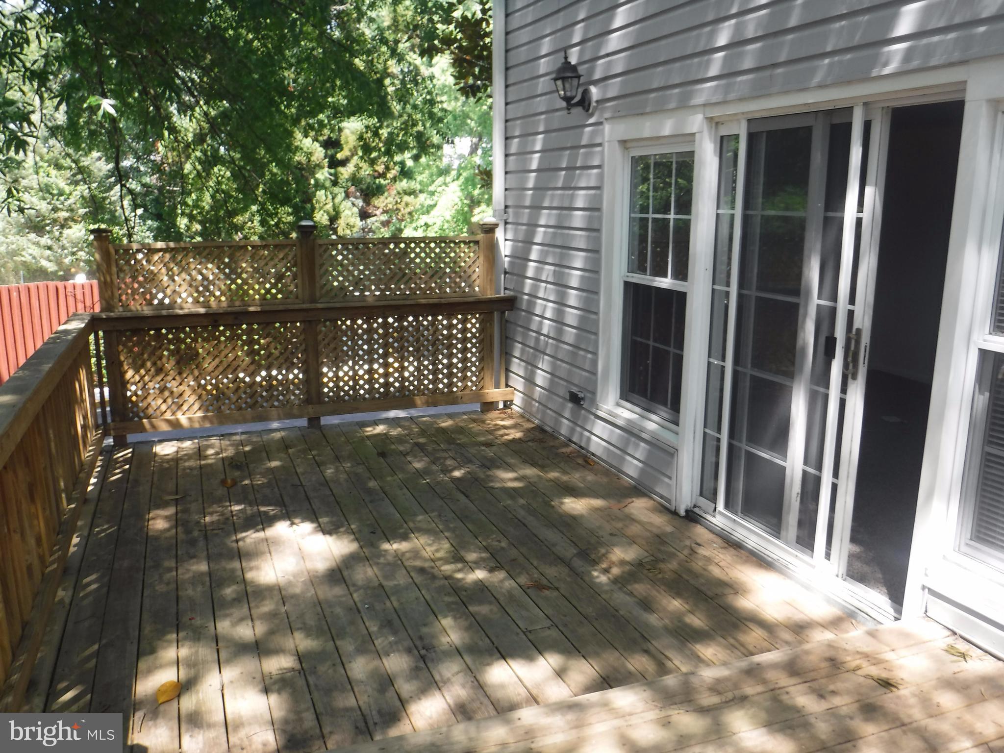 GREENWICH HILL - Residential Lease