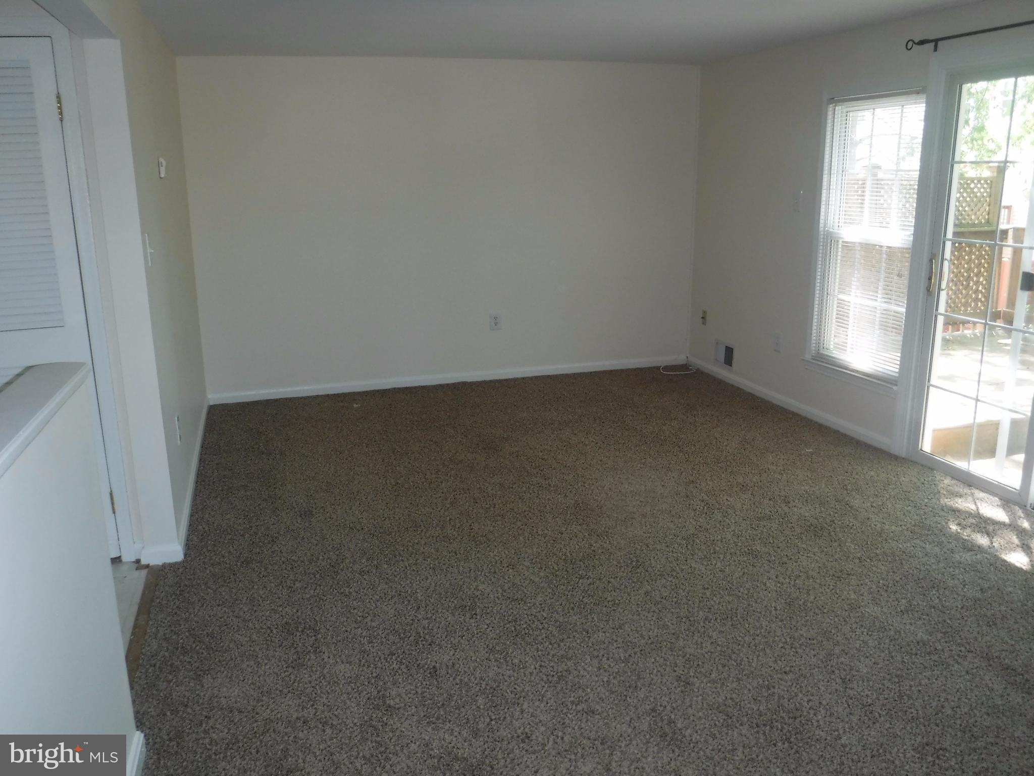 GREENWICH HILL - Residential Lease