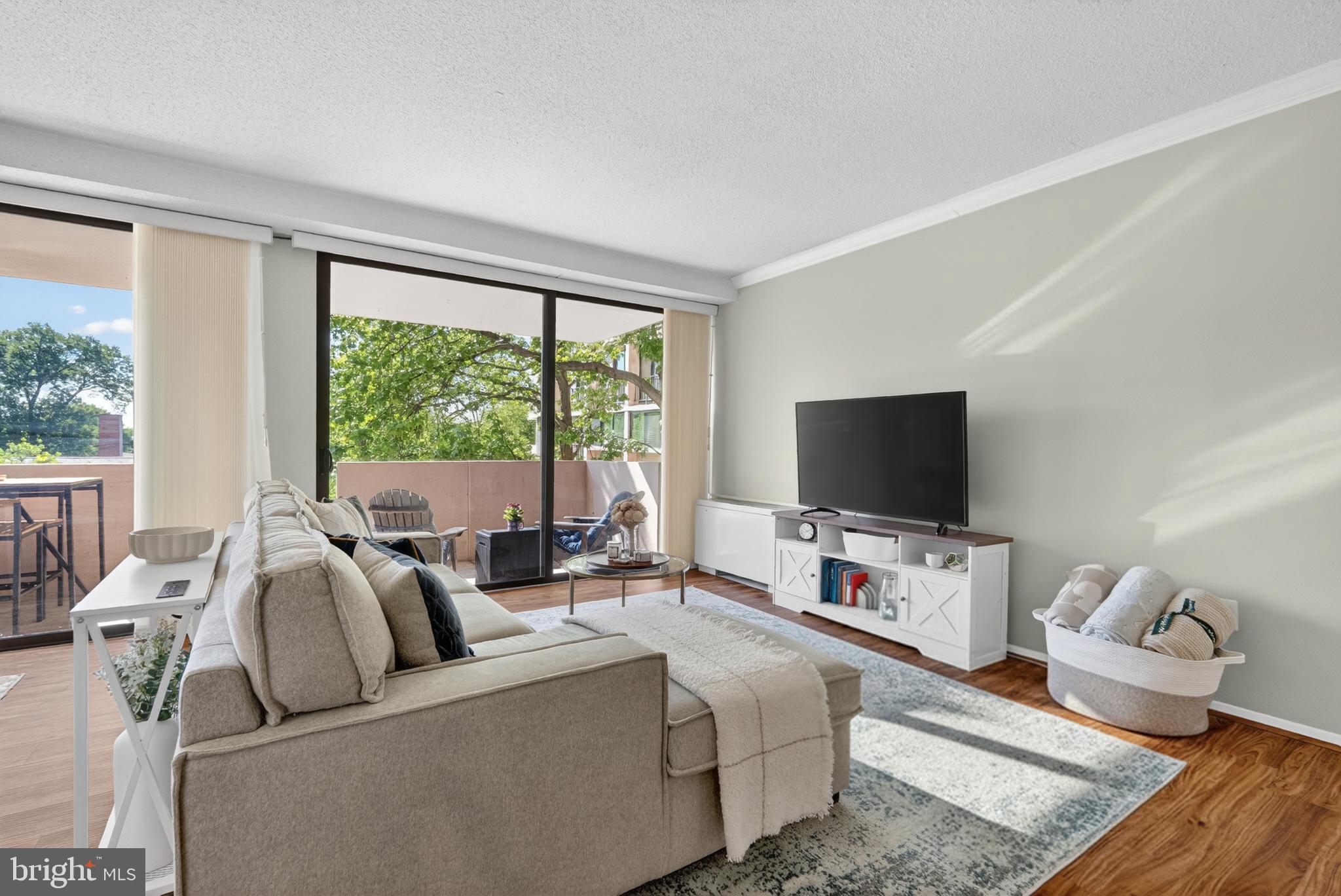 4141 N HENDERSON ROAD 302