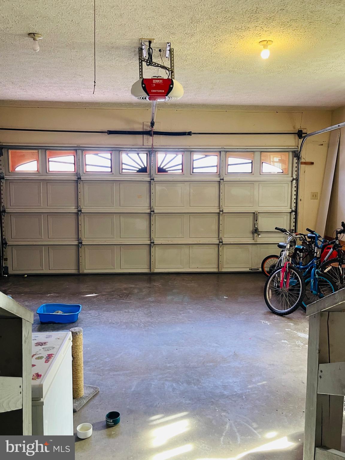 NORTH SUMMIT HEIGHTS - Residential