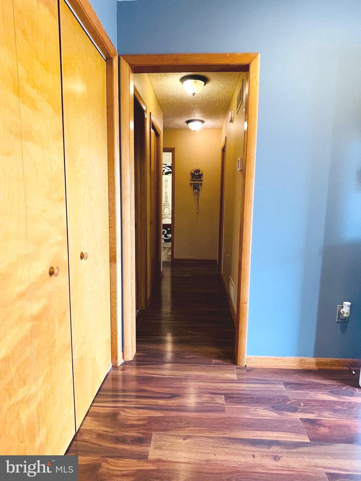 NORTH SUMMIT HEIGHTS - Residential