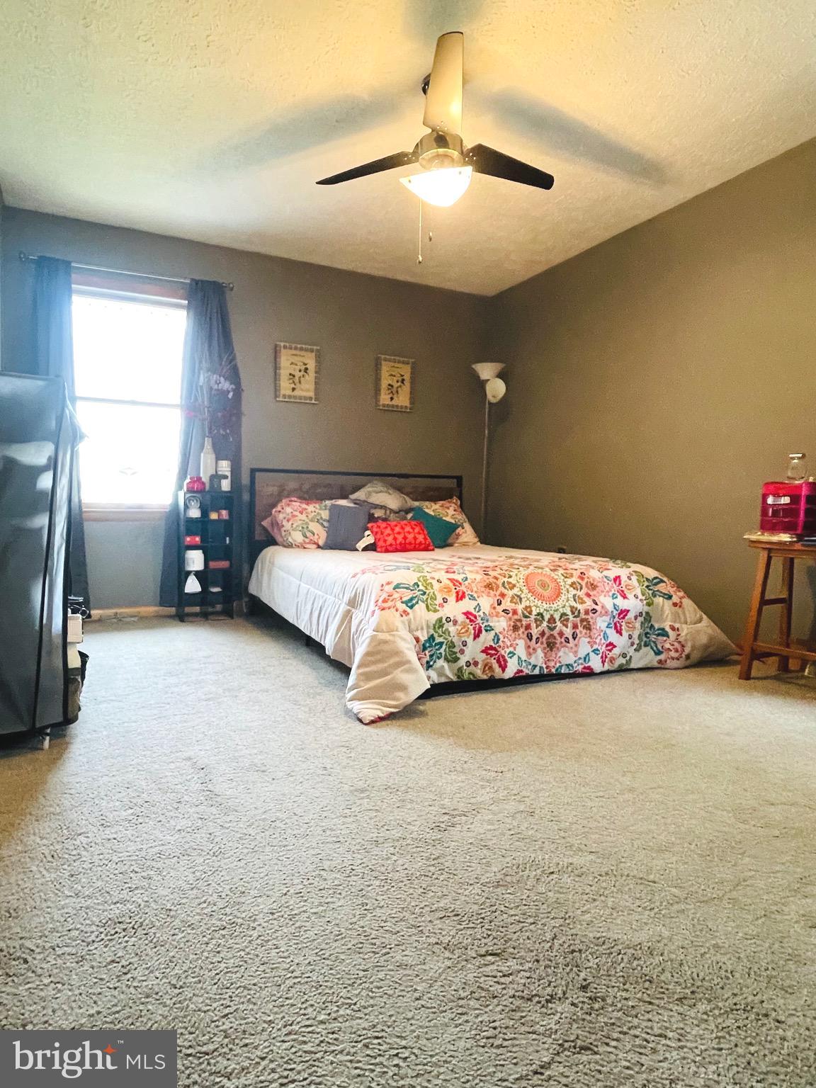 NORTH SUMMIT HEIGHTS - Residential