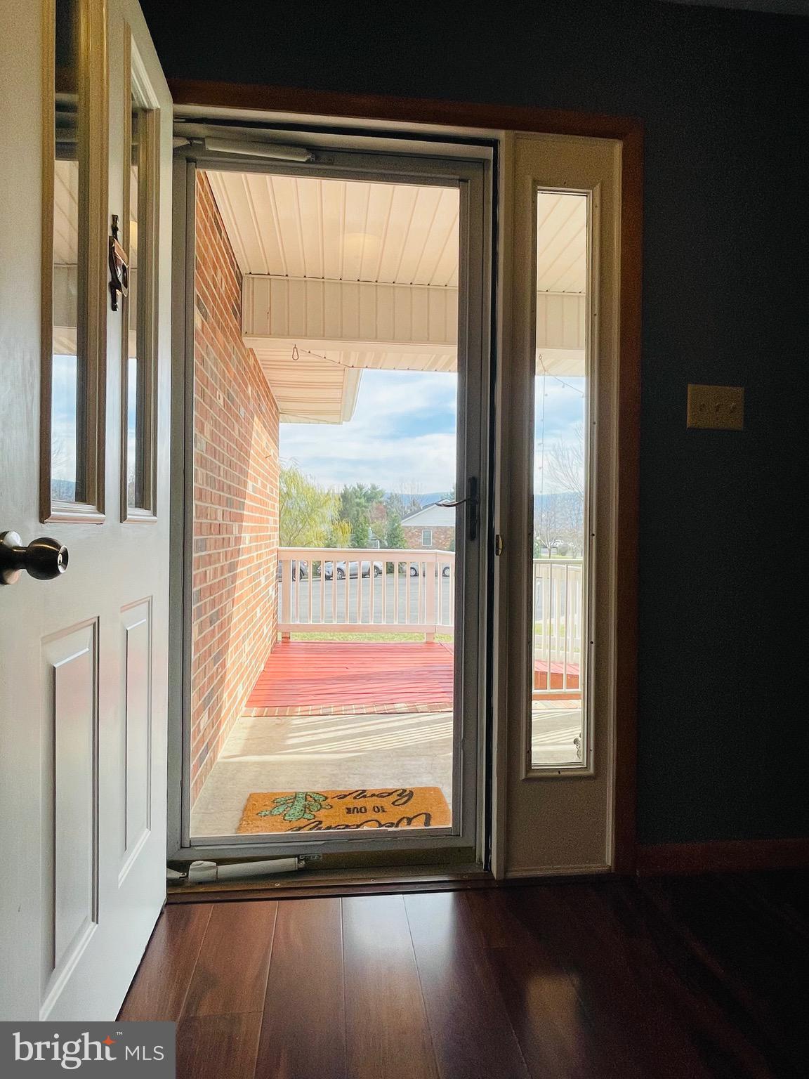 NORTH SUMMIT HEIGHTS - Residential