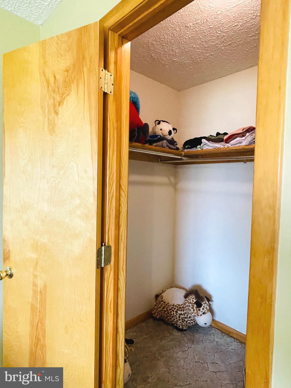 NORTH SUMMIT HEIGHTS - Residential