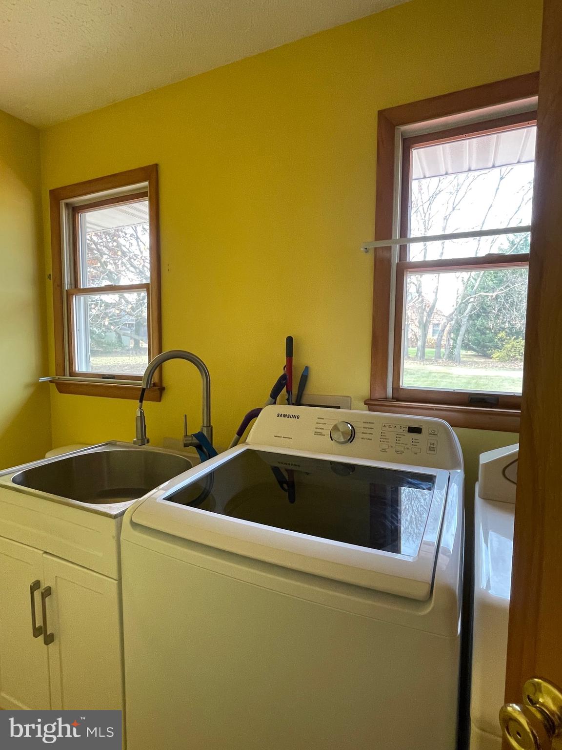 NORTH SUMMIT HEIGHTS - Residential