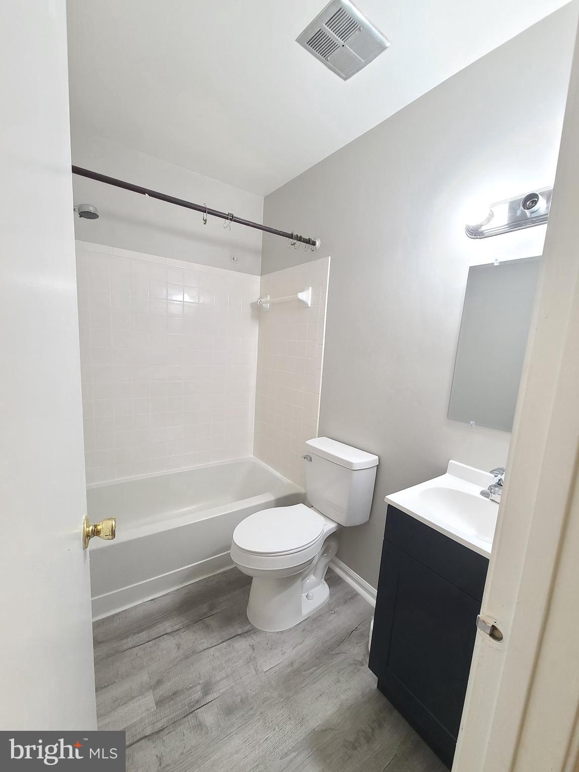 BRISTOE STATION - Residential Lease