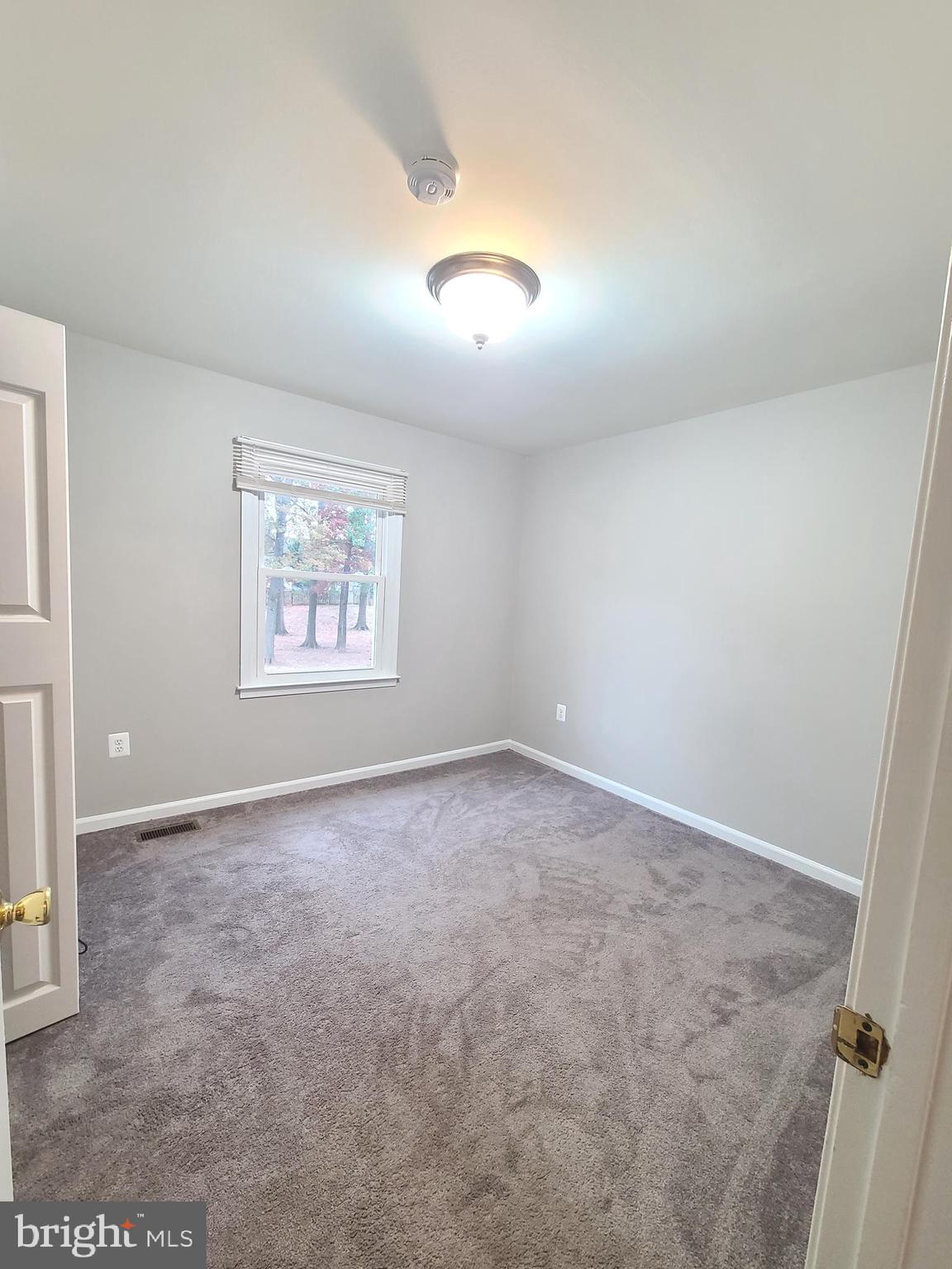 BRISTOE STATION - Residential Lease