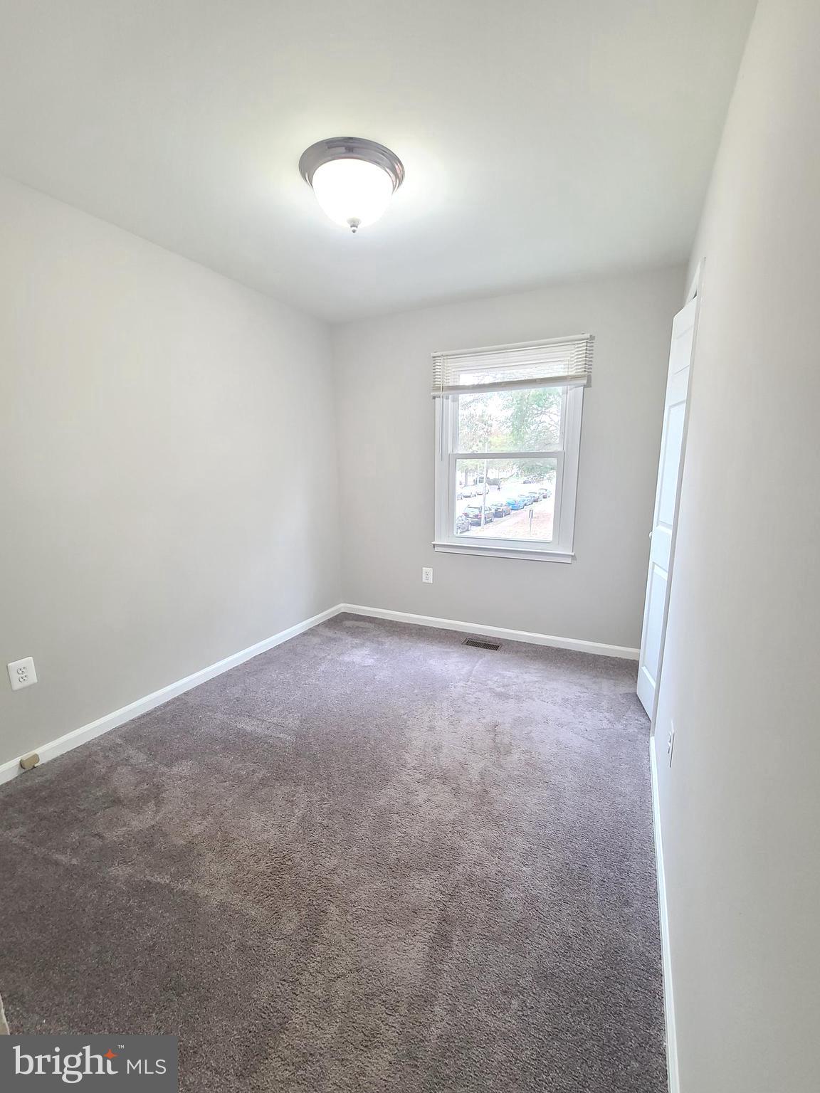 BRISTOE STATION - Residential Lease