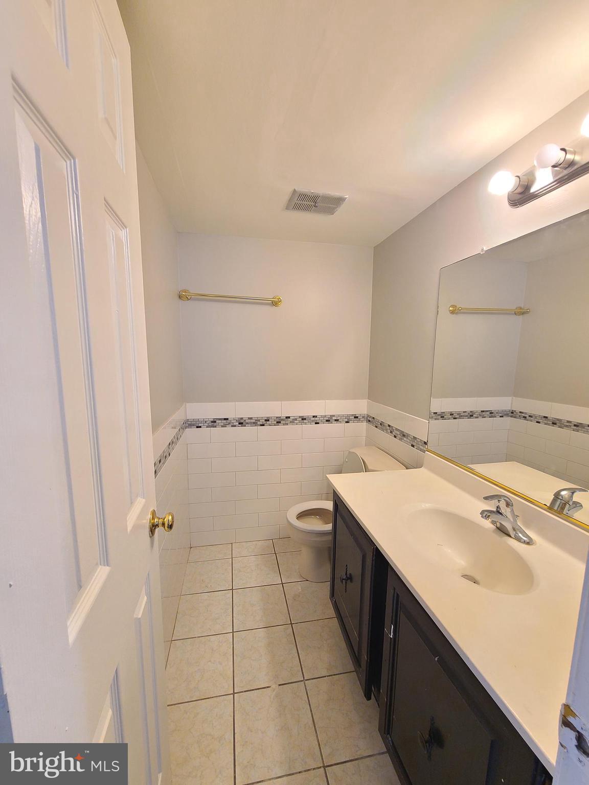 BRISTOE STATION - Residential Lease