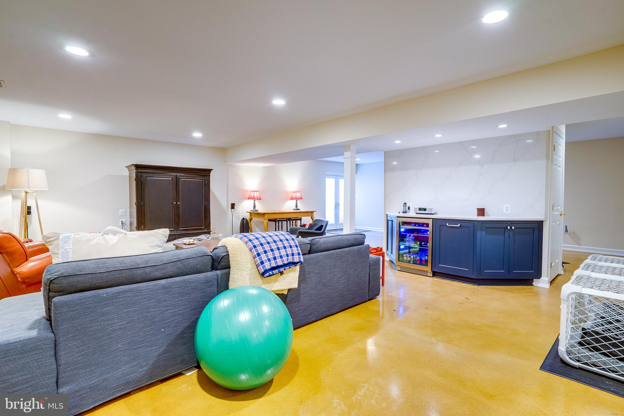 RICHLAND MEADOWS - Residential