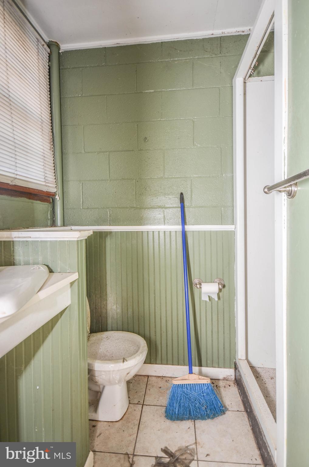 WHEATON OUT RES. (2) - Residential