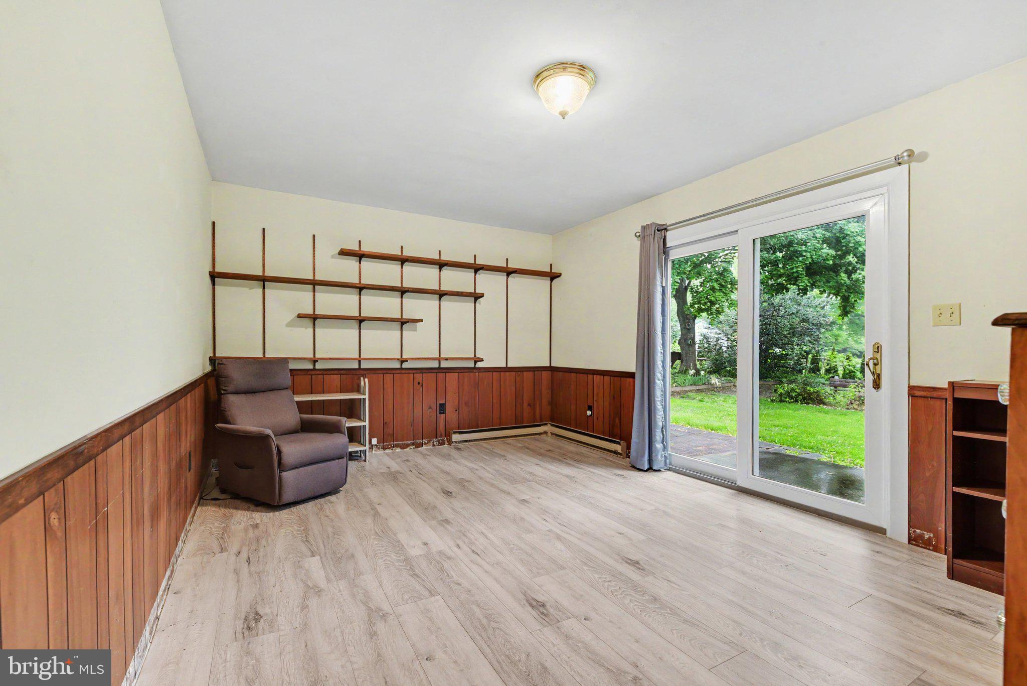 KENDOR SUMMIT - Residential