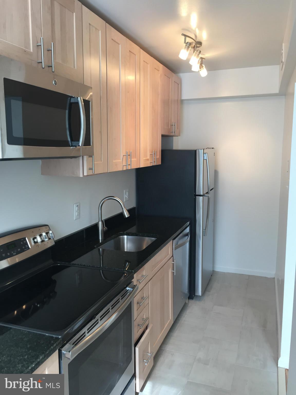 COLONIAL VILLAGE - Residential Lease