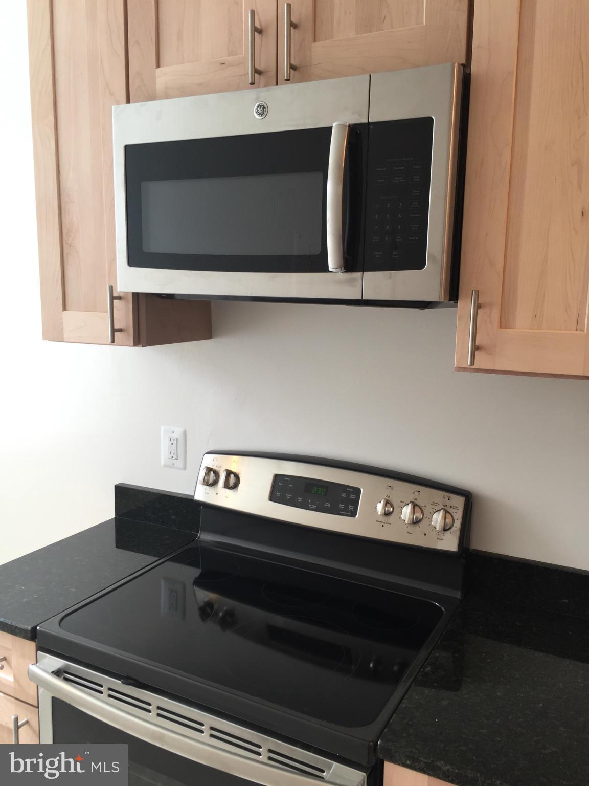 COLONIAL VILLAGE - Residential Lease