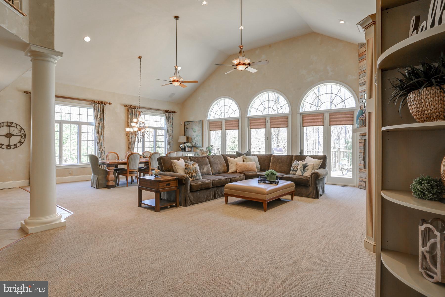 DERRY WOODS - Residential