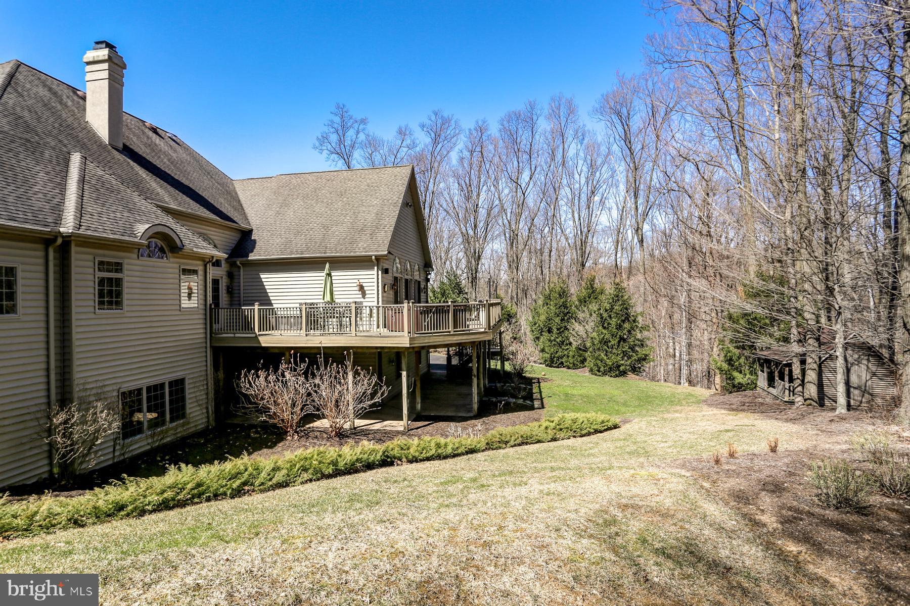 DERRY WOODS - Residential